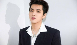 男明星娱乐圈吃瓜事件,揭秘男明星神秘吃瓜事件